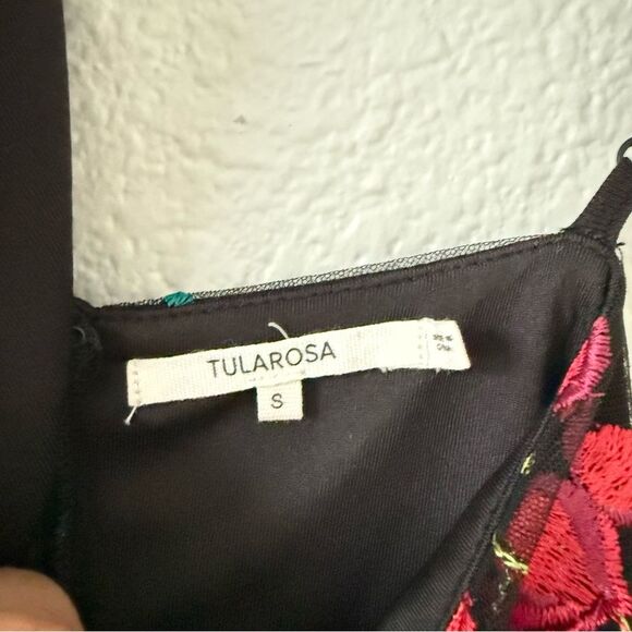 Tularosa Revolve Black Floral Embroidered Cali Mini Dress size Small - Picture 12 of 15